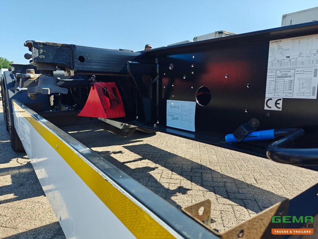 Kögel PORT 40 SIMPLEX 20 3-Axle SAF - Disc Brakes - 20/30/40FT Connection - Rear Slider