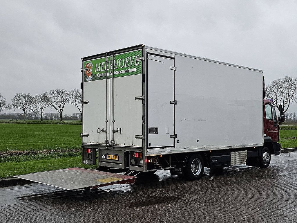 M.A.N. 8.140 L2000 nl truck taillift