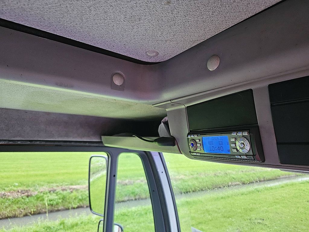 M.A.N. 8.140 L2000 nl truck taillift