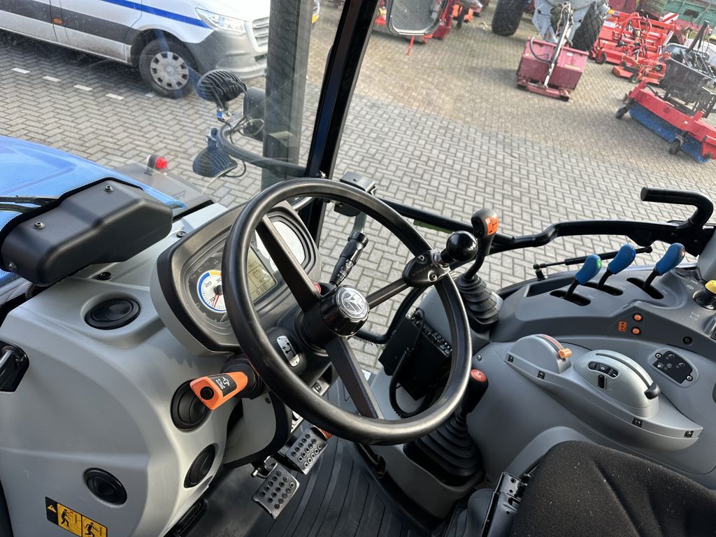 New Holland NEW T5.115