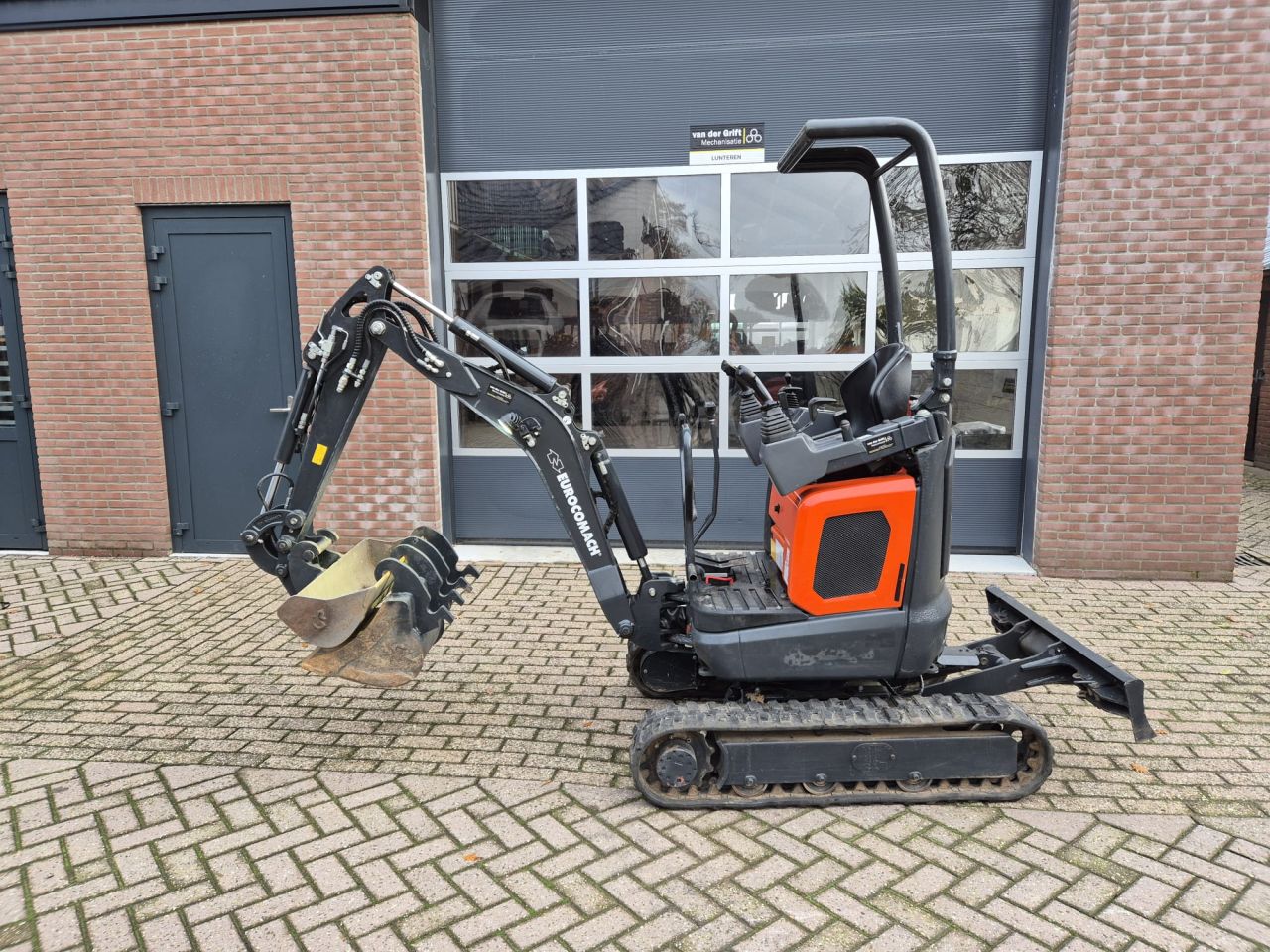 Eurocomach 12ZT minigraver