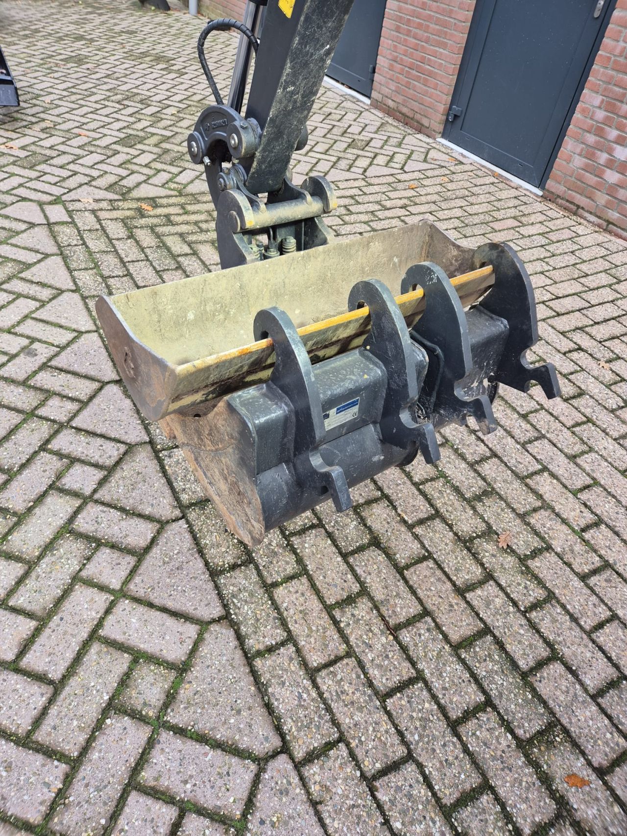 Eurocomach 12ZT minigraver