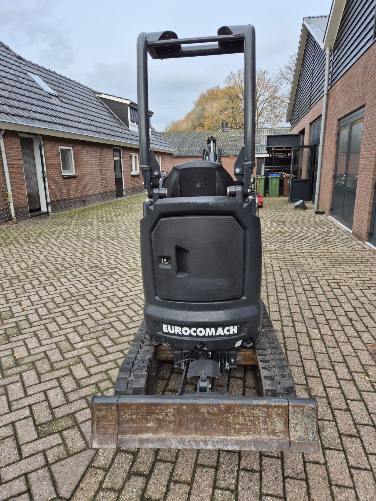 Eurocomach 12ZT minigraver