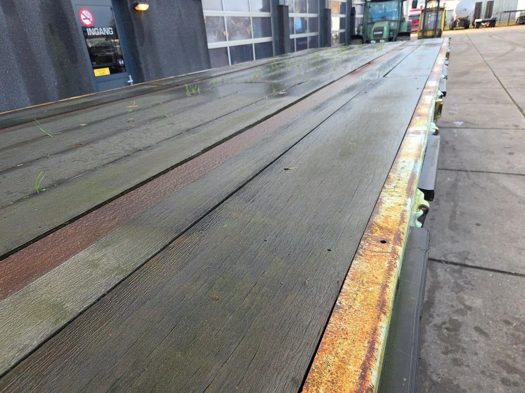 HALL 3 AS BLADGEVEERD, LANGZAAMVERKEER KENT. HYDR GEREMD