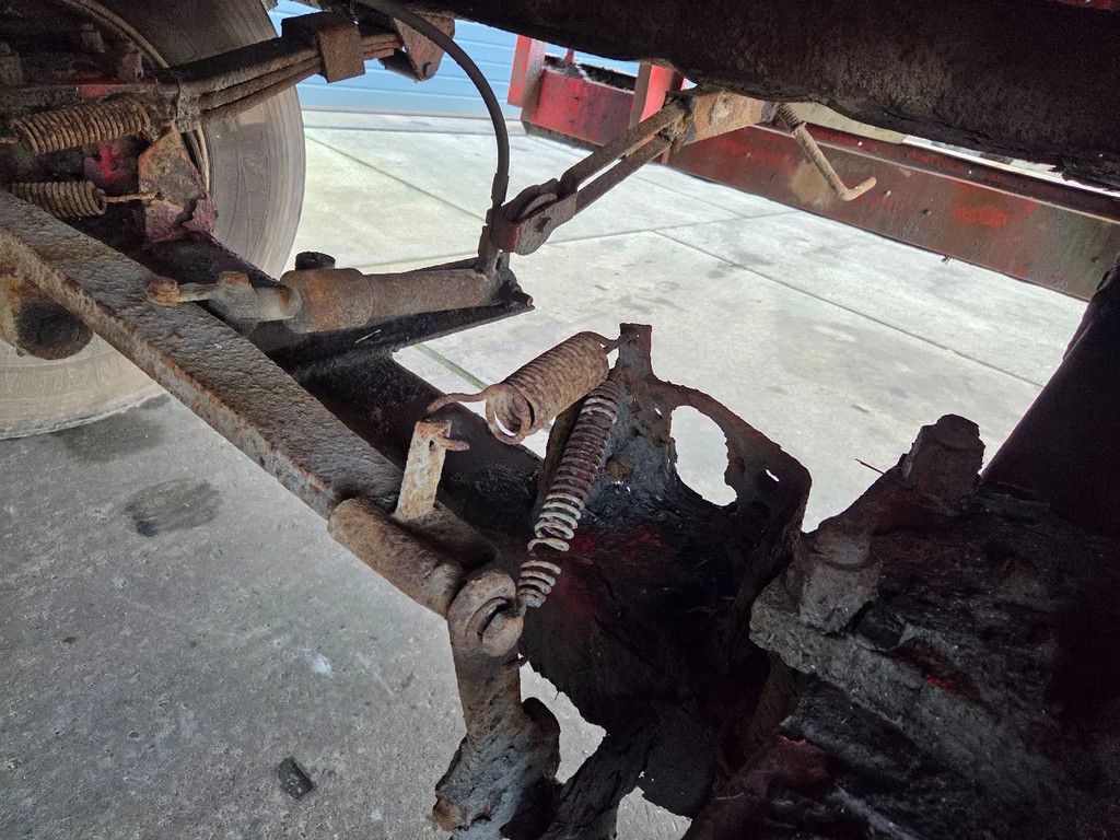 HALL 3 AS BLADGEVEERD, LANGZAAMVERKEER KENT. HYDR GEREMD