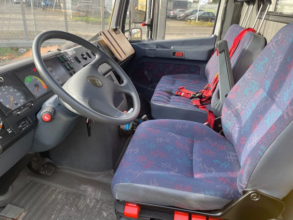 Mercedes-Benz 614 D-KA Rettungsdienst 4x2 Zeer mooi !!