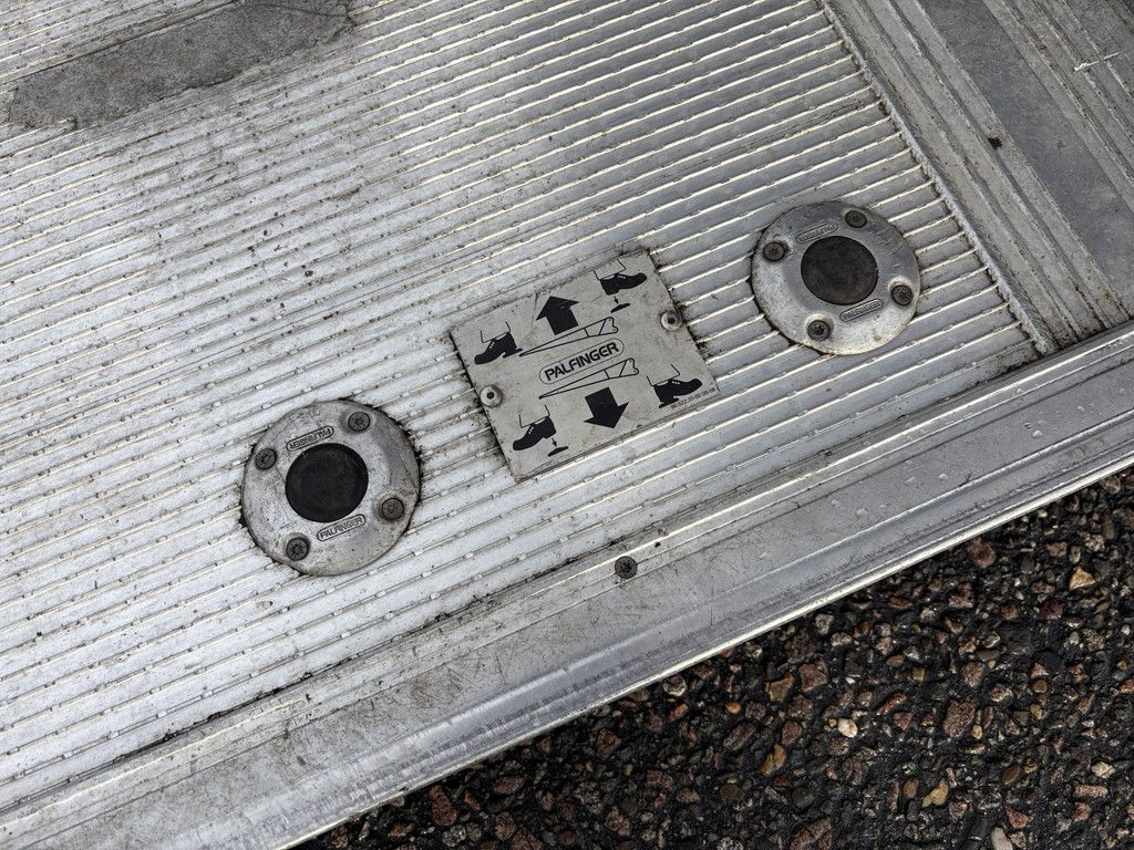 Mercedes-Benz Atego 1221 Euro6 BL Automaat / Airco / Cruise Control / 3 zits / Schuifzeilen / Schuifdak / Laadklep