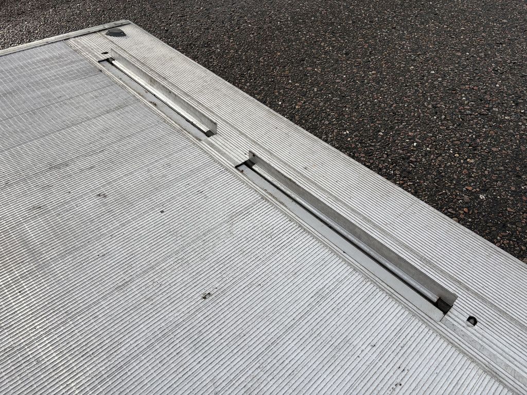 Mercedes-Benz Atego 1221 Euro6 BL Automaat / Airco / Cruise Control / 3 zits / Schuifzeilen / Schuifdak / Laadklep