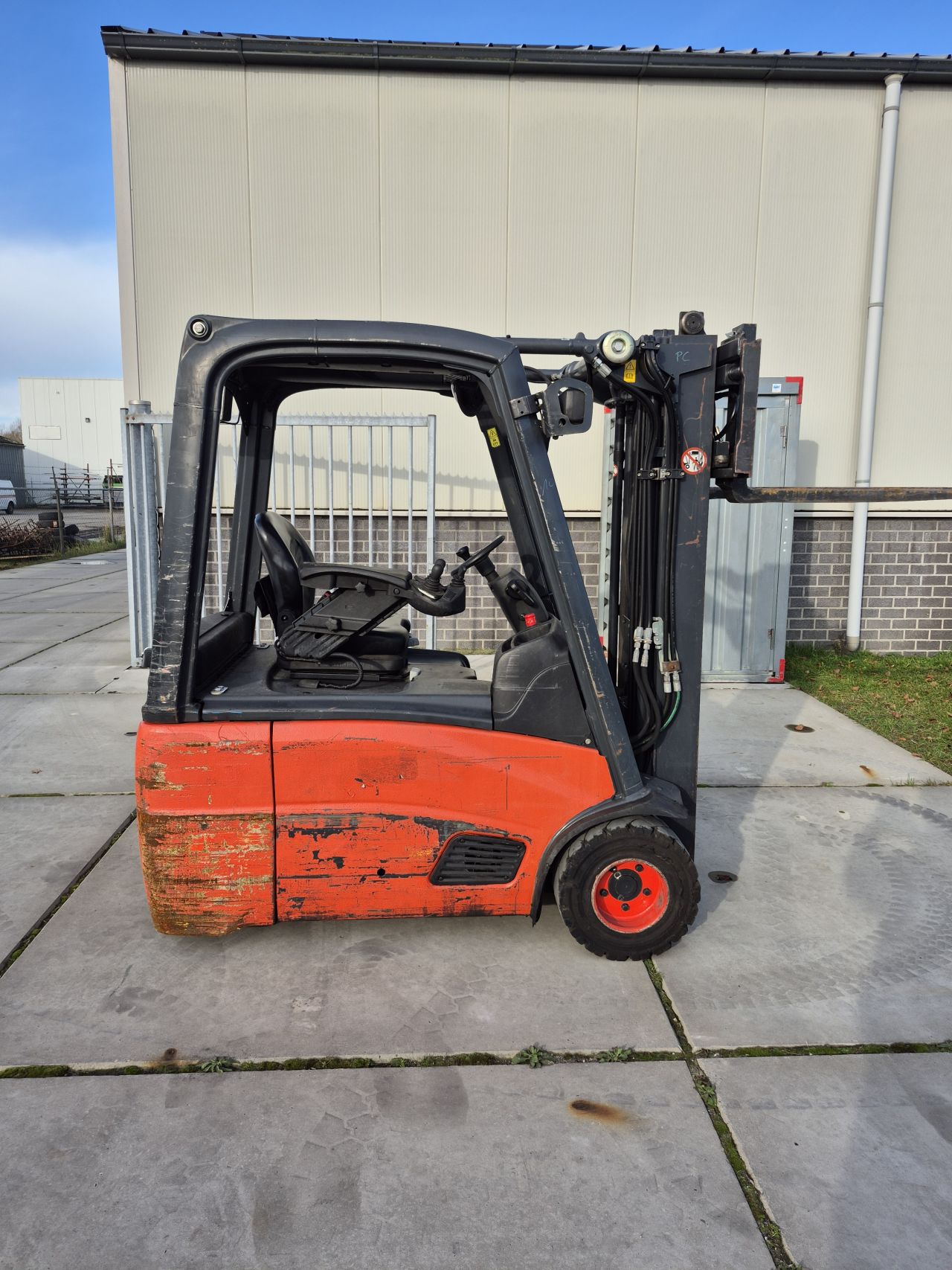 Linde E18-01 triplex sideshift 4.130 mm bj 2012 3832 uur