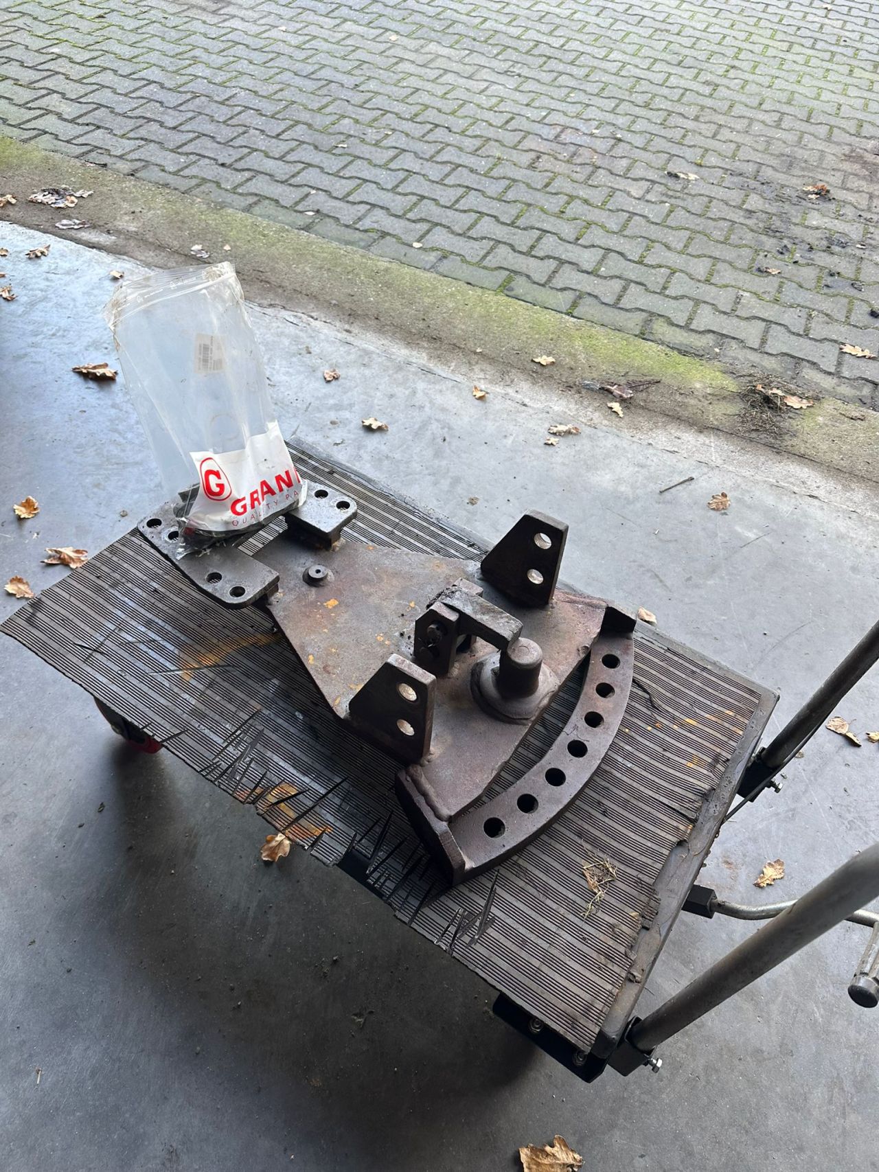 Fendt frontgewichten ondertrekhaak kipperknobbel