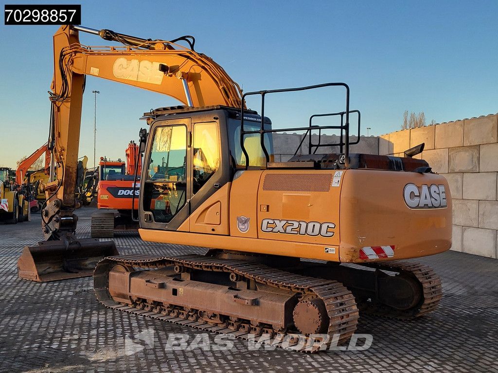 Case CX210 C 3 BUCKETS