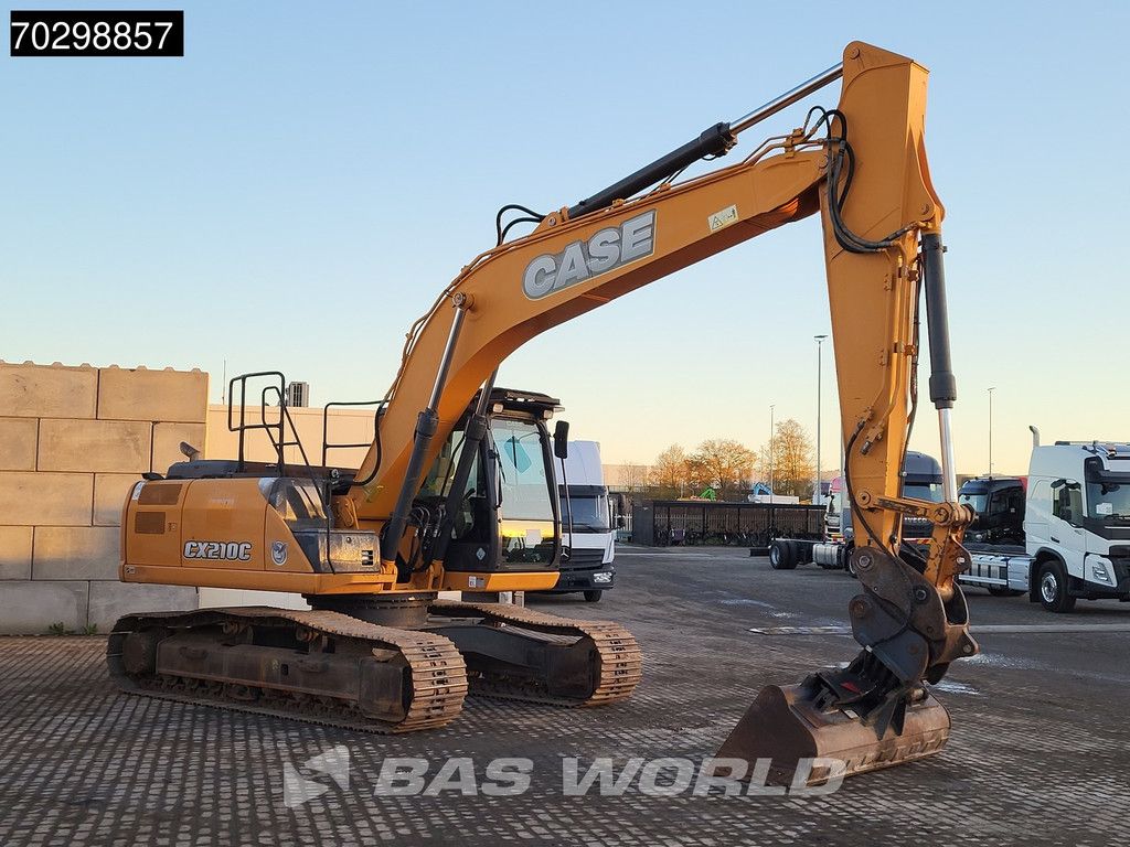 Case CX210 C 3 BUCKETS