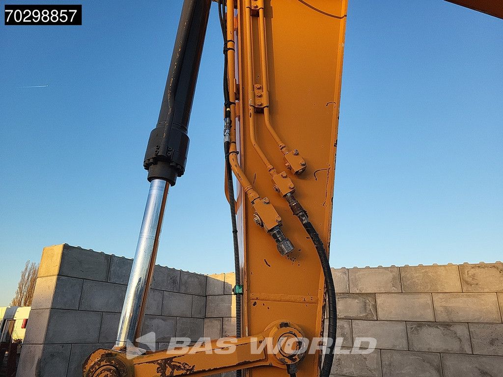 Case CX210 C 3 BUCKETS