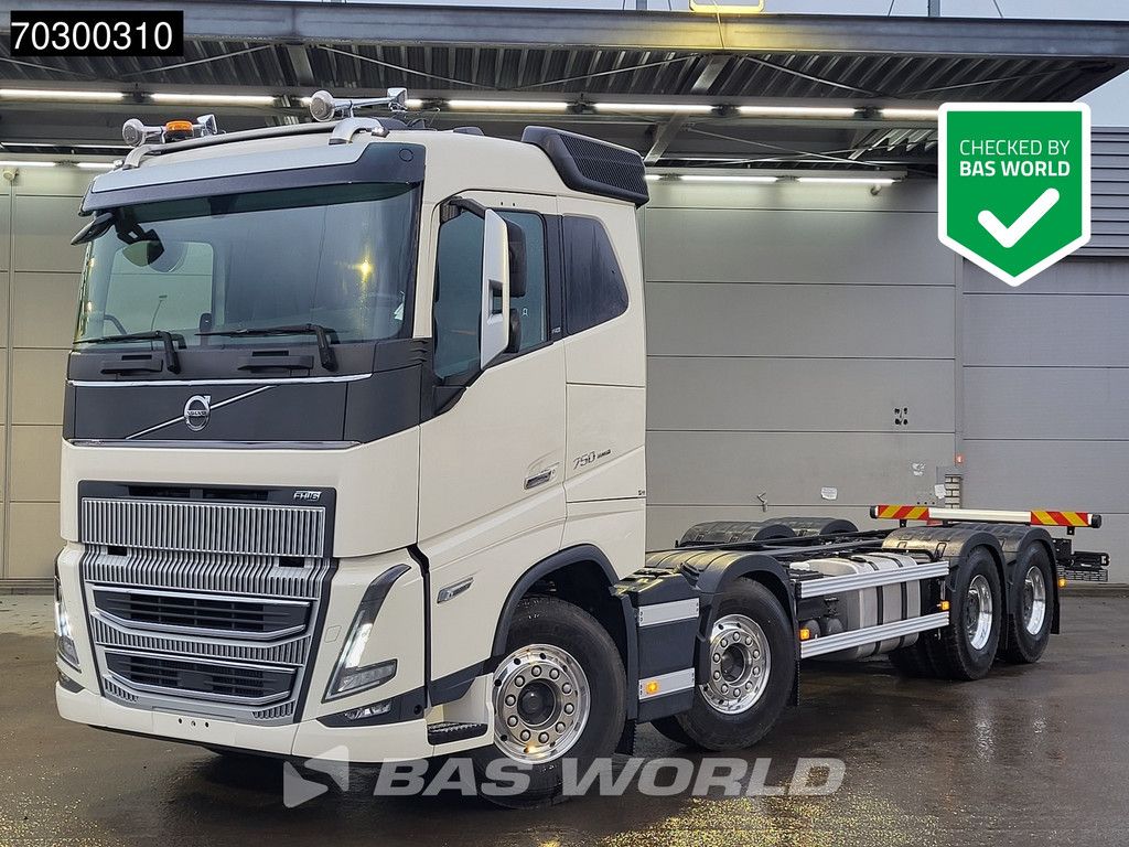 Volvo FH FH16 750 8X4 NEW 8x4 chassis! Air suspension Big-Axle Automatic VEB+ Euro 6