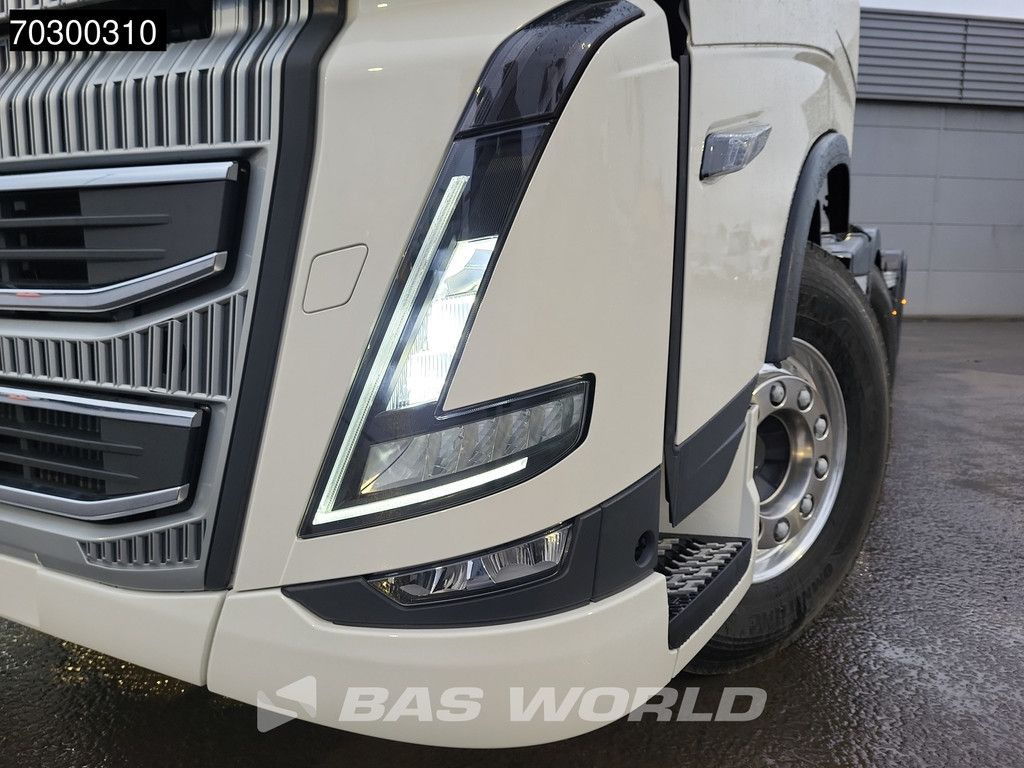 Volvo FH FH16 750 8X4 NEW 8x4 chassis! Air suspension Big-Axle Automatic VEB+ Euro 6