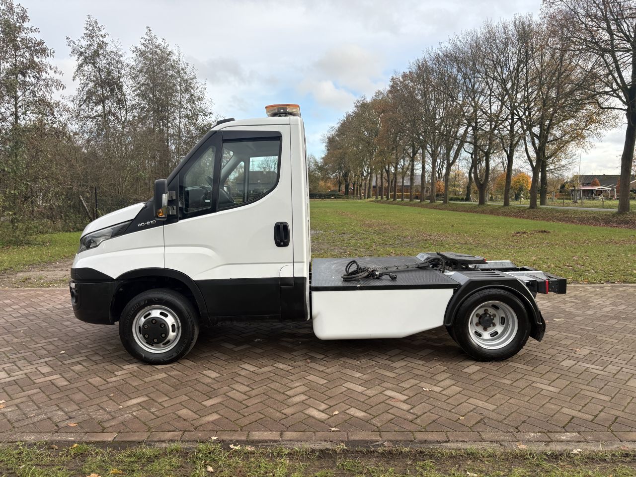 Be trekker 8.7 TON Iveco Daily 40C21 euro 5 luchtvering