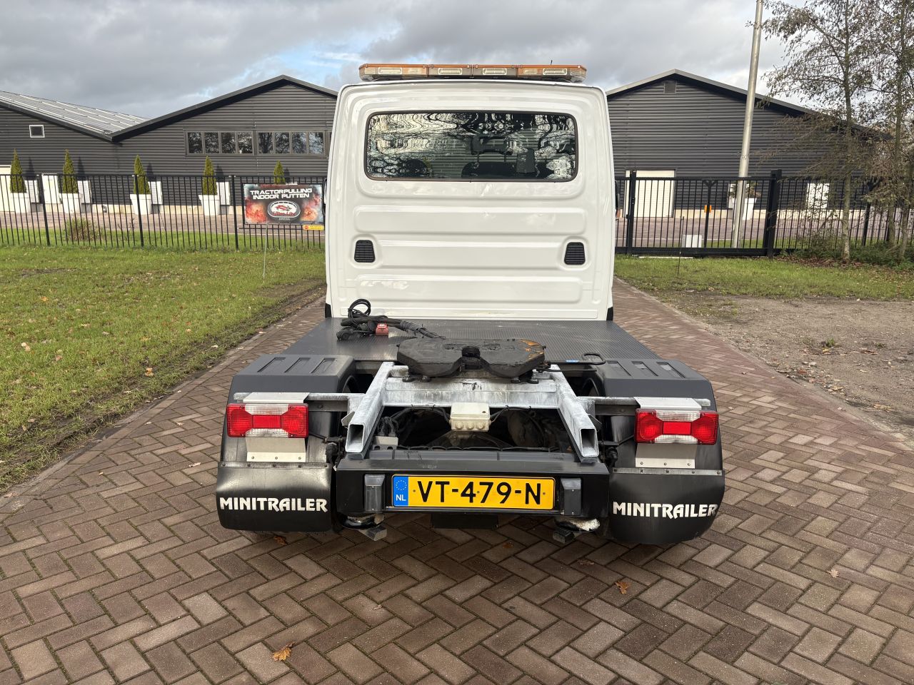 Be trekker 8.7 TON Iveco Daily 40C21 euro 5 luchtvering