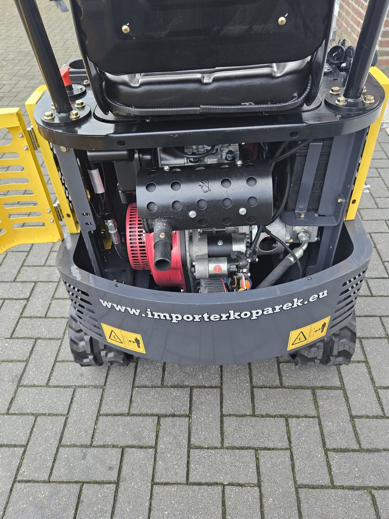 Graafmachine minigraver Quba10 KINGWAY BLACK WEEK ACTIE!