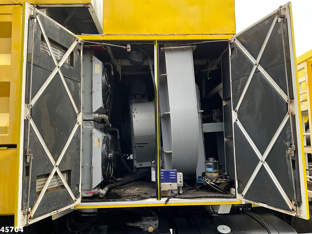 MAN TGS 33.480 6x4 MTS Saugbagger 8 m³