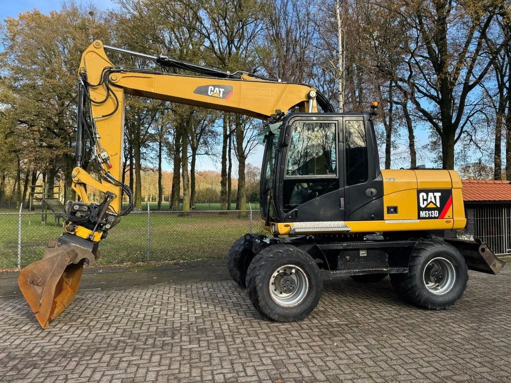 Caterpillar M313D Mobiele kraan