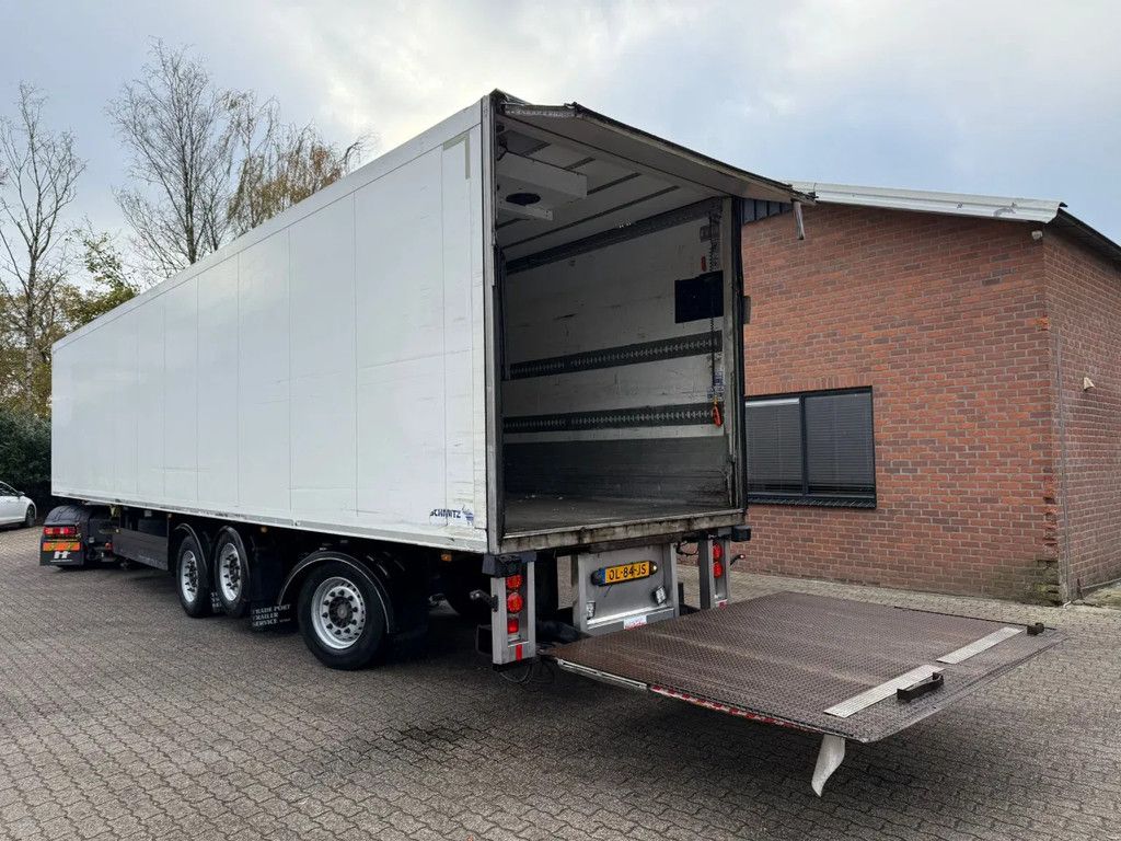 Schmitz Cargobull Carrier vector 1850 Frigo AS-2 Liftas Stuuras 2000KG LBW APK/ 31-03-2026