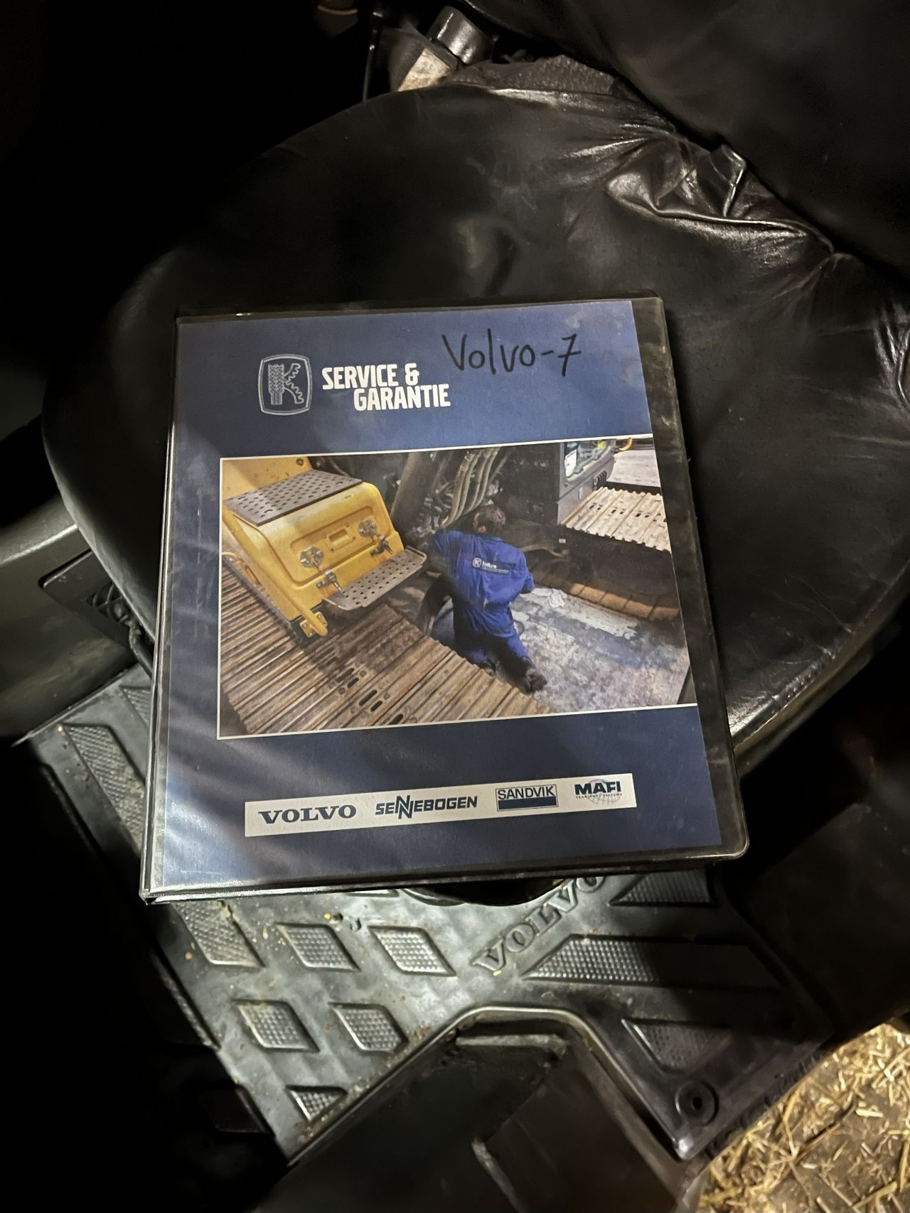 Volvo MC70C schranklader bobcat