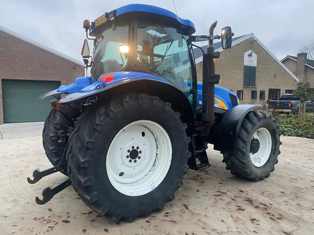 New Holland TS125A tractor