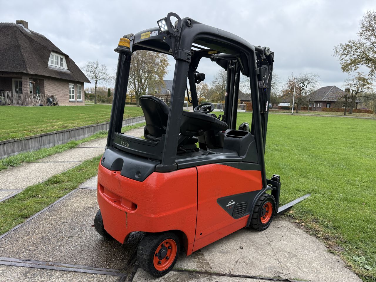 Linde E16 EVO triplex 4.7M Freelift Sideshift BJ2016