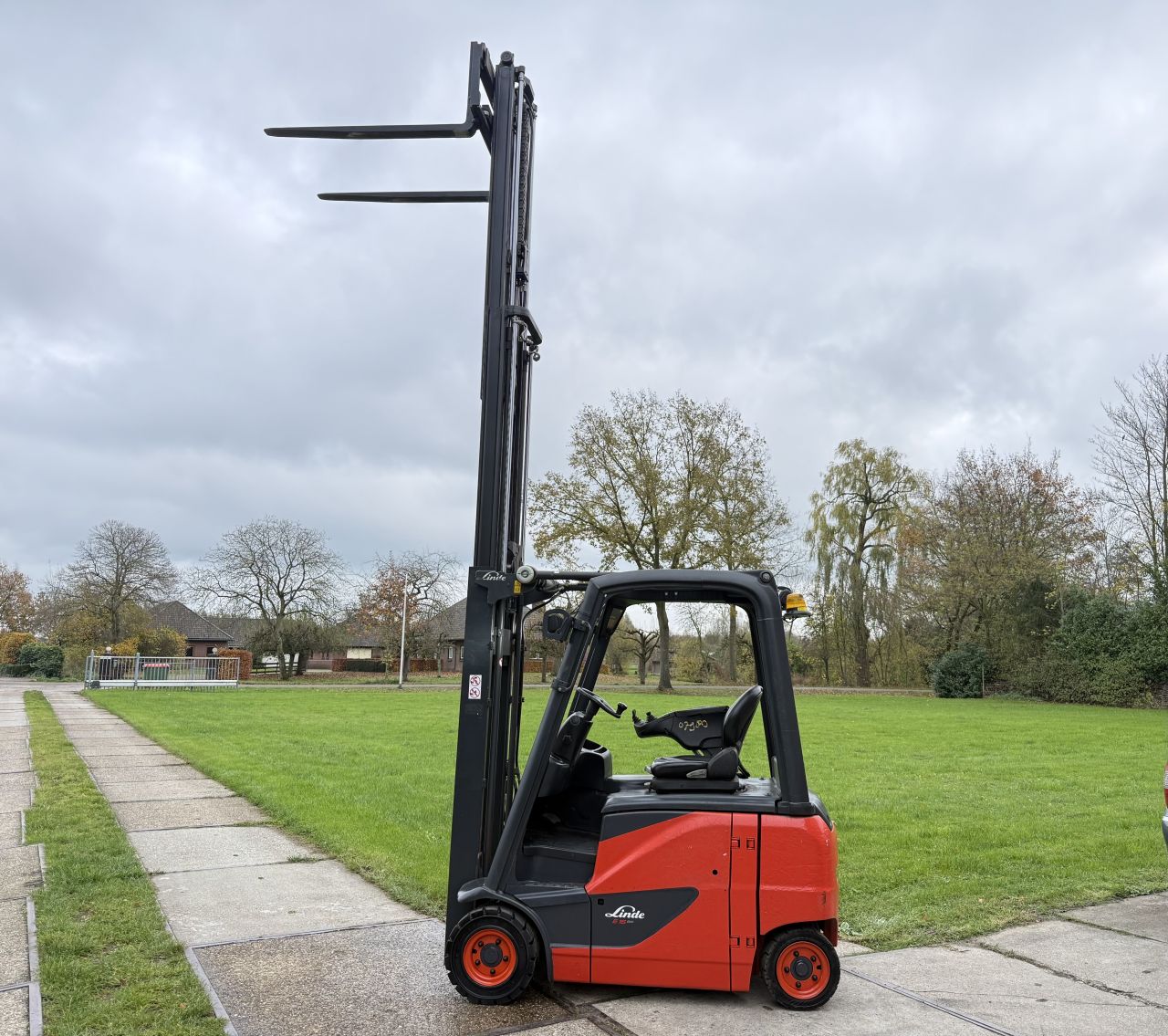 Linde E16 EVO triplex 4.7M Freelift Sideshift BJ2016