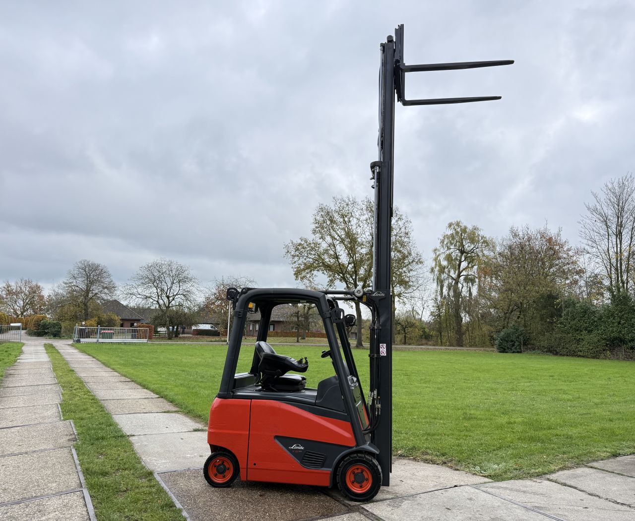 Linde E16 EVO triplex 4.7M Freelift Sideshift BJ2016