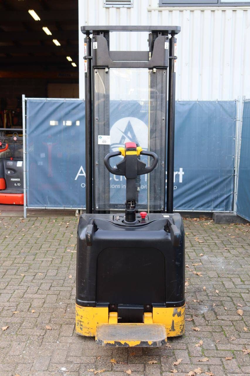 Stacker CDD15K Electric 1500kg 5.6m 2020