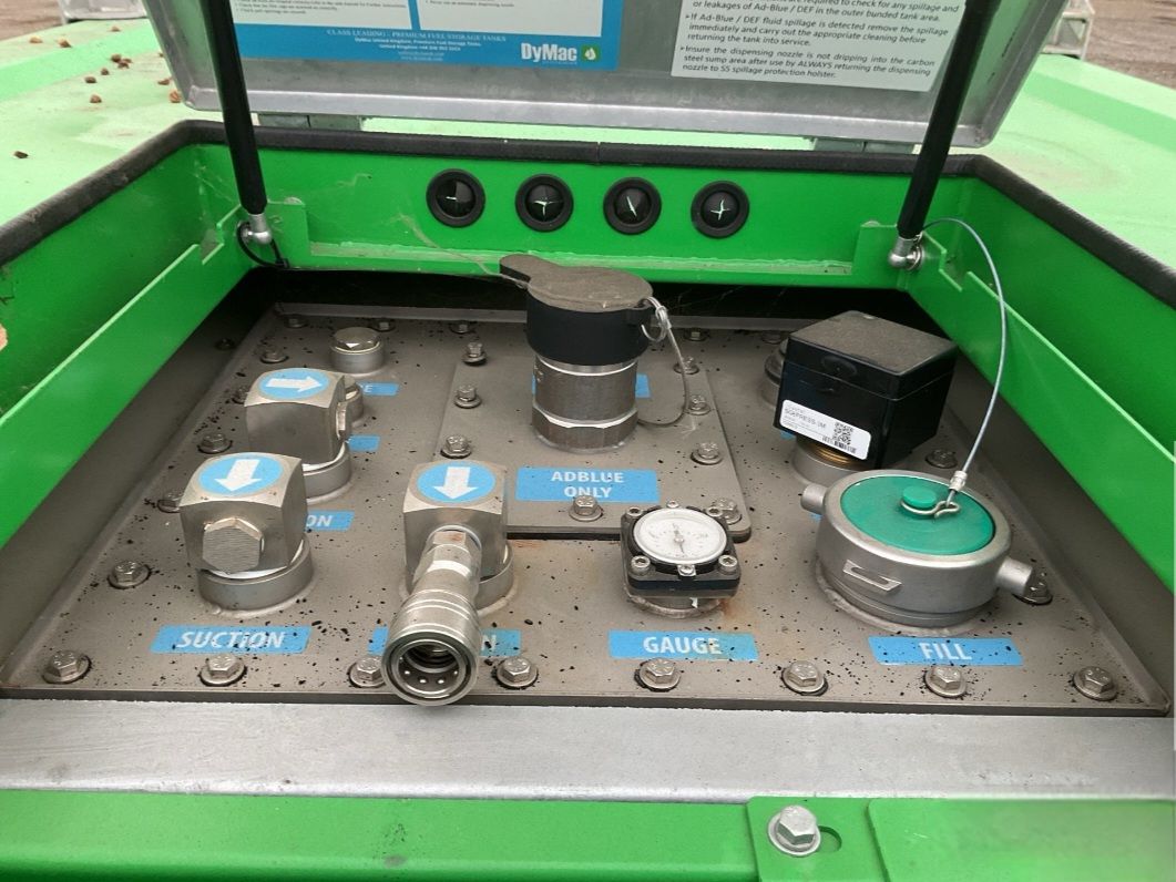 Adblue tank / brandstof opslagtank