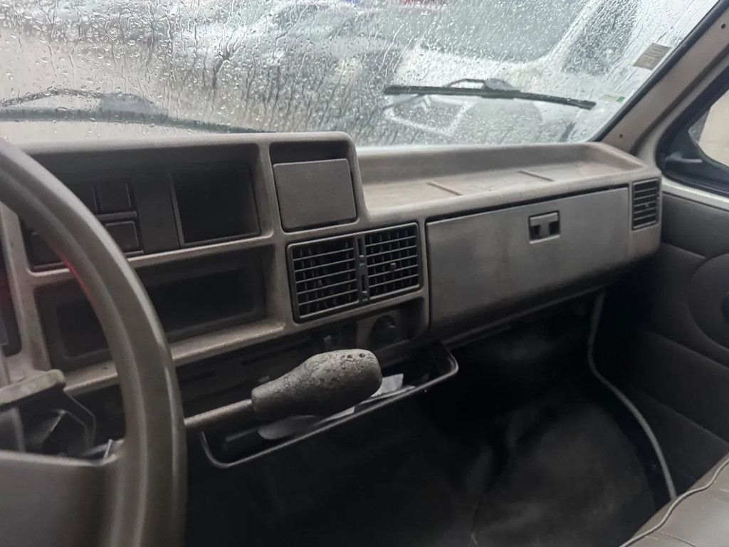 Peugeot J5 **PETROL-ESSENCE-TOPSHAPE**