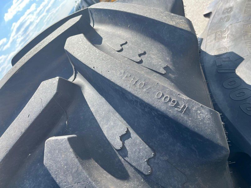 Michelin Magnum Räder mit Radgewicht 454 KG