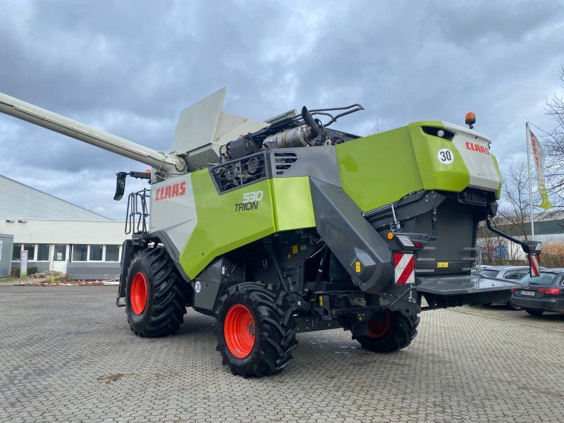 Claas Trion 530 mit Vario 680