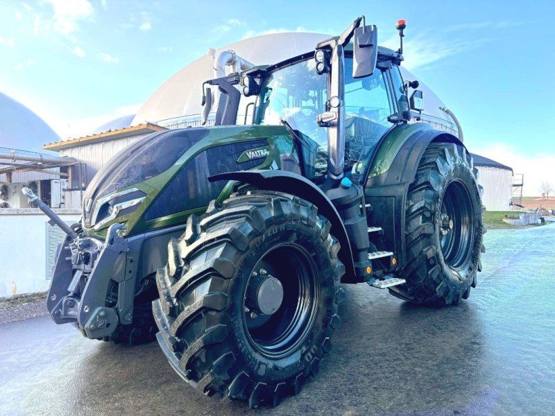 Valtra Q305 Rüfa Unlimited