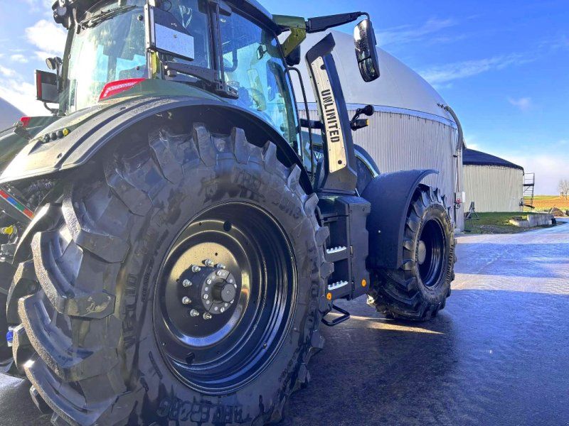 Valtra Q305 Rüfa Unlimited