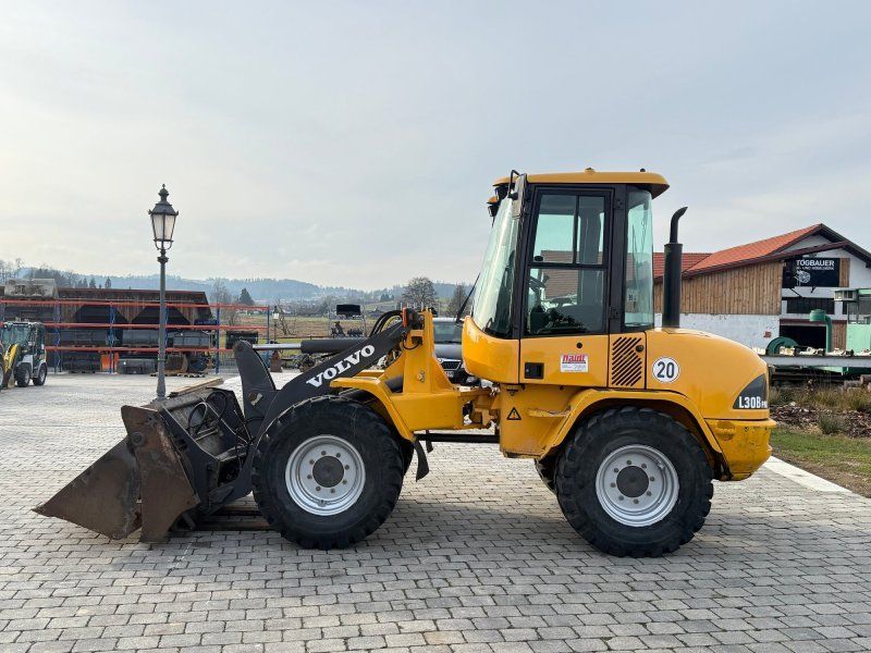 Volvo L 30B