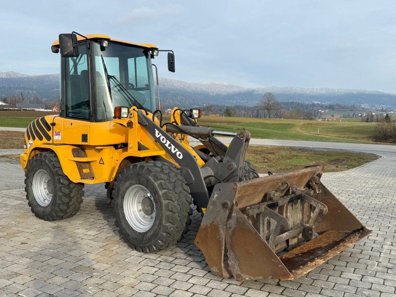 Volvo L 30B