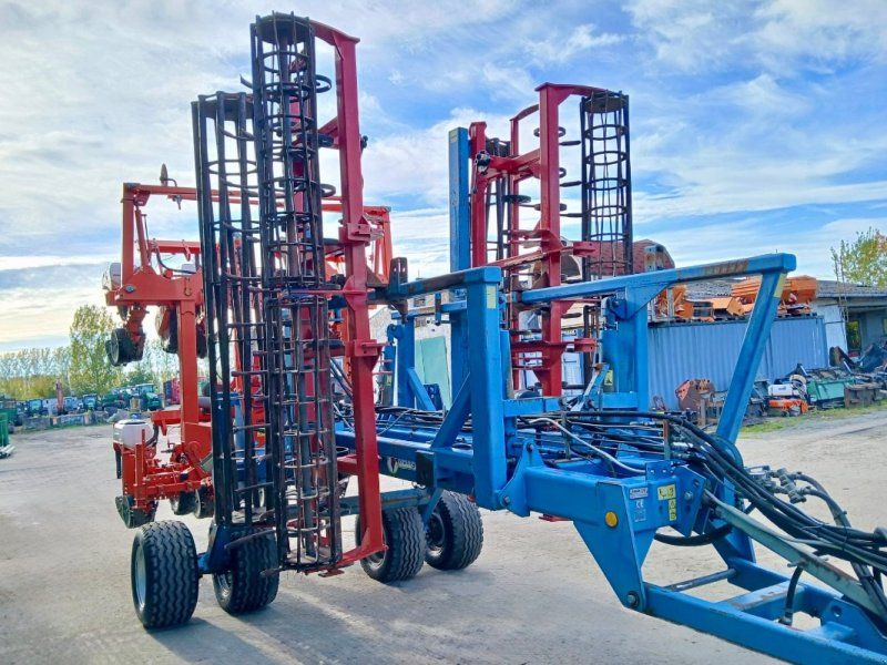 Kuhn Maxima 2 mit Rabe Königsadler / MC Agri