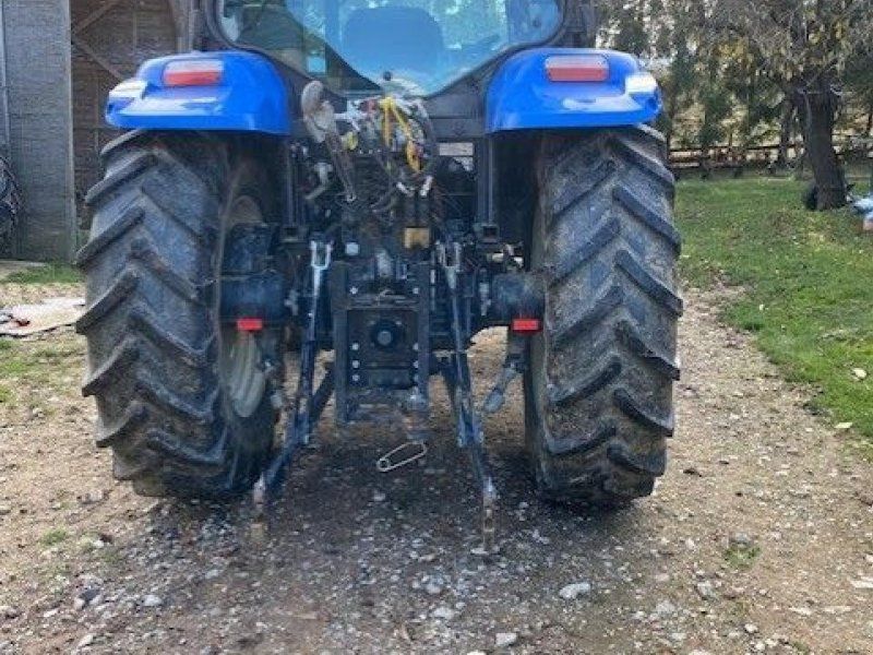 New Holland T6030 Delta Delta