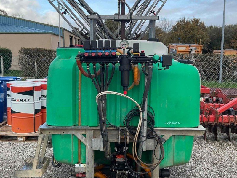 Pulvérisateur autre ECO1000HT . Unigreen