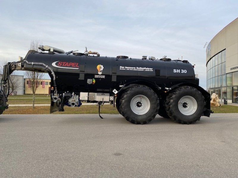 Stapel Schwanenhalsfass Xerion 30000l