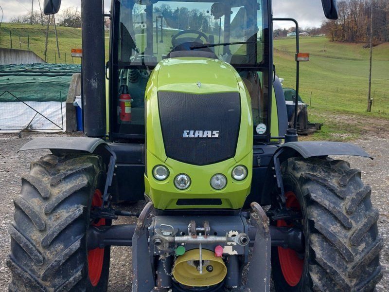 Claas Arion 420
