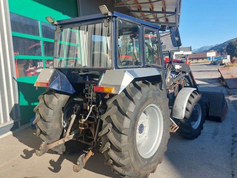 Massey Ferguson 263A