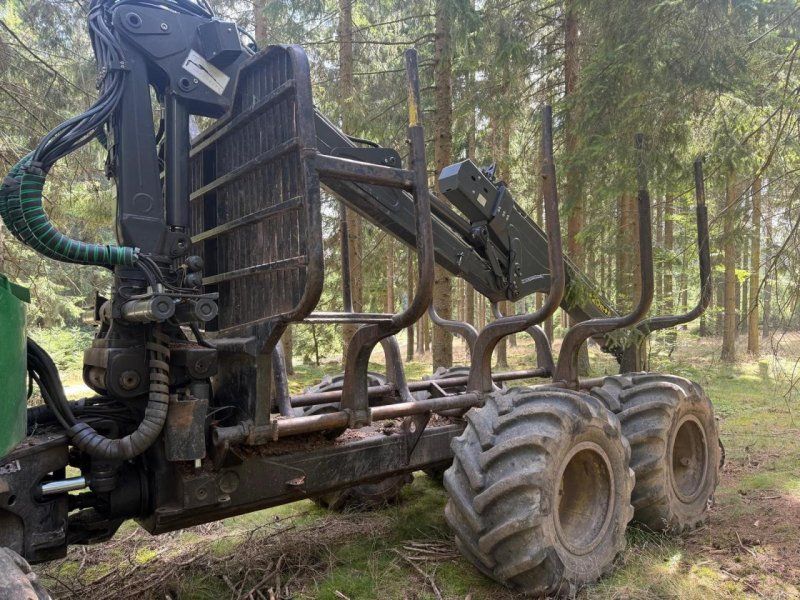 John Deere 1110 D