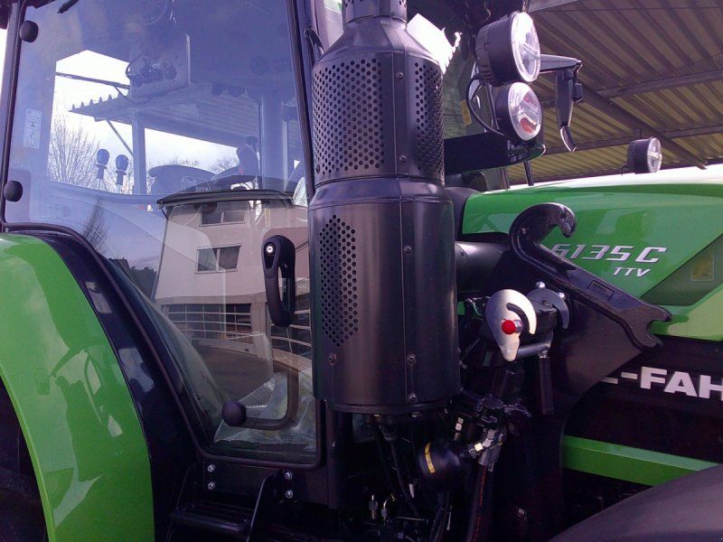 Deutz-Fahr 6135 C TTV stufenlos Vorführer, 10.000,00 Euro sparen