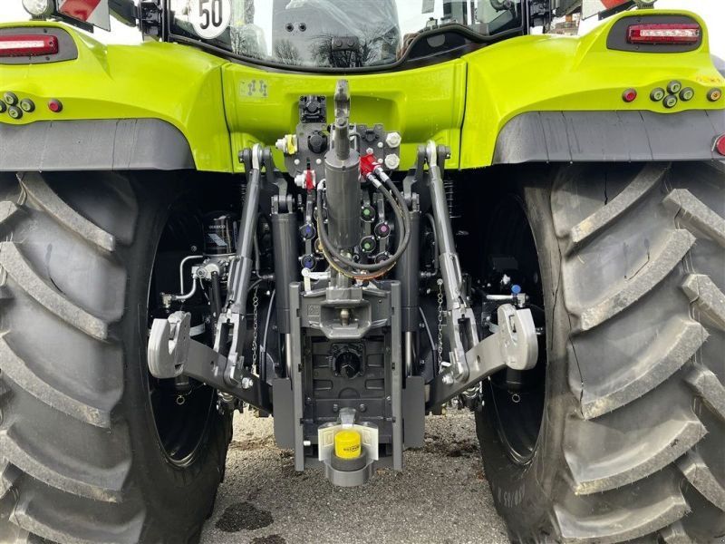 Claas ARION 660 CMATIC CEBIS