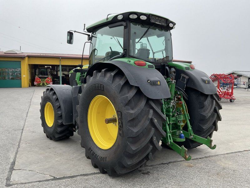 John Deere 6170R