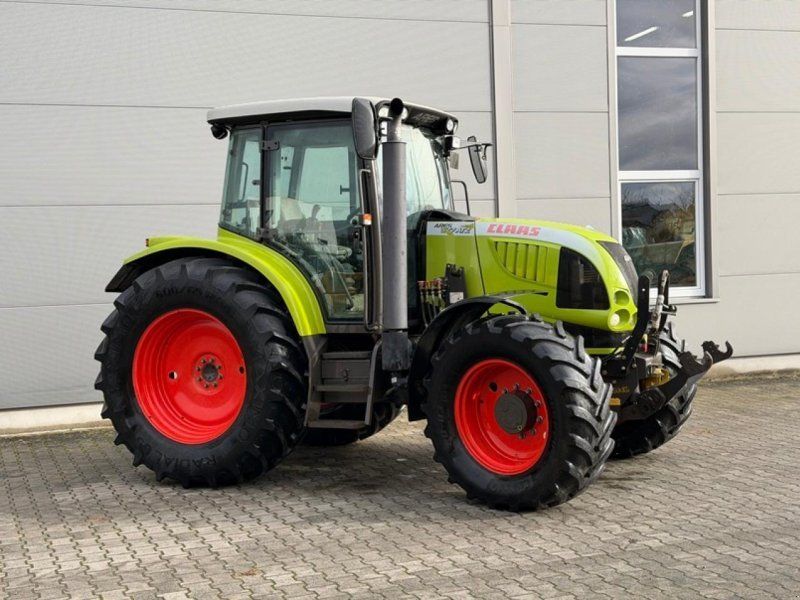 Claas Ares 577